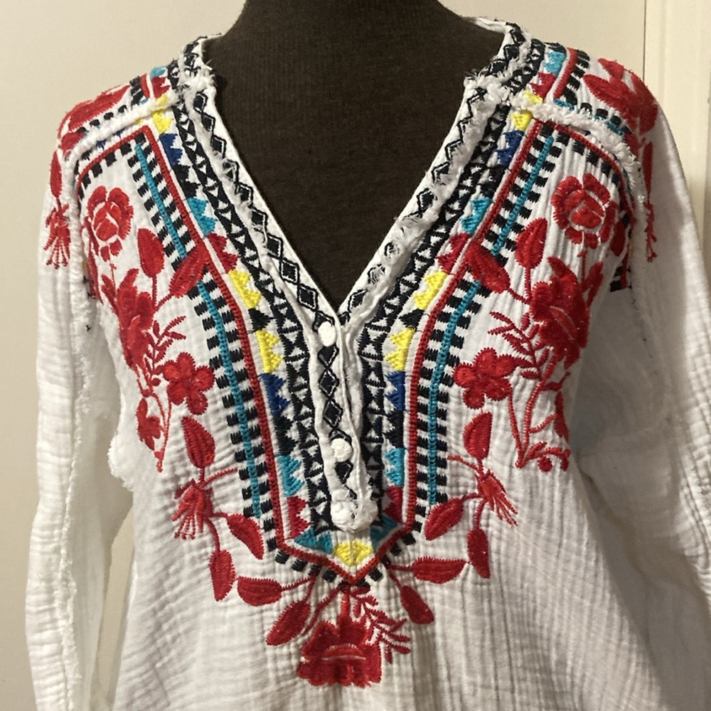 JOHNNY WAS GAUZE top w/pockets, size xtra small. Excellent condition. - Picture 6 of 7